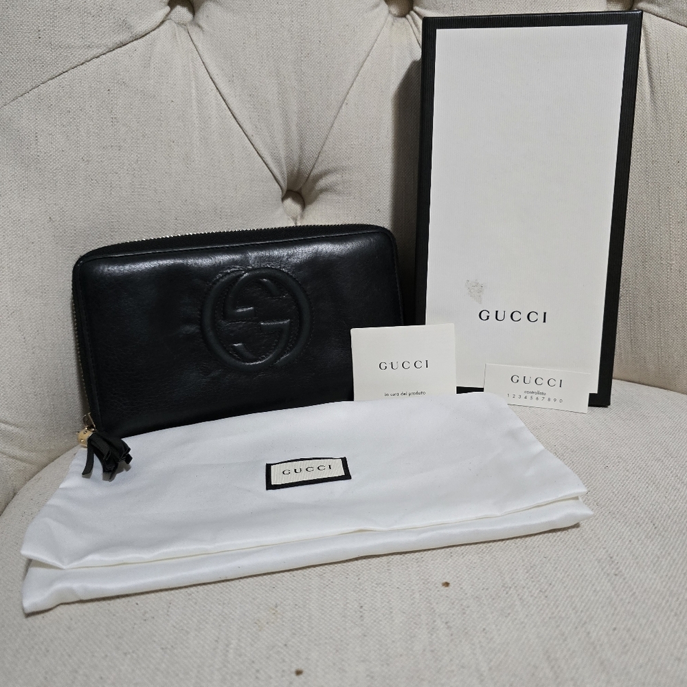 AUTH GUCCI Interlocking GG Navy Blue Leather Wallet With Box & Dust Cover